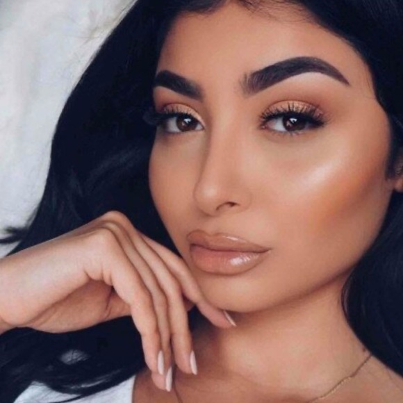 Anastasia Beverly Hills Lip Gloss Toffee - Picture 12 of 14